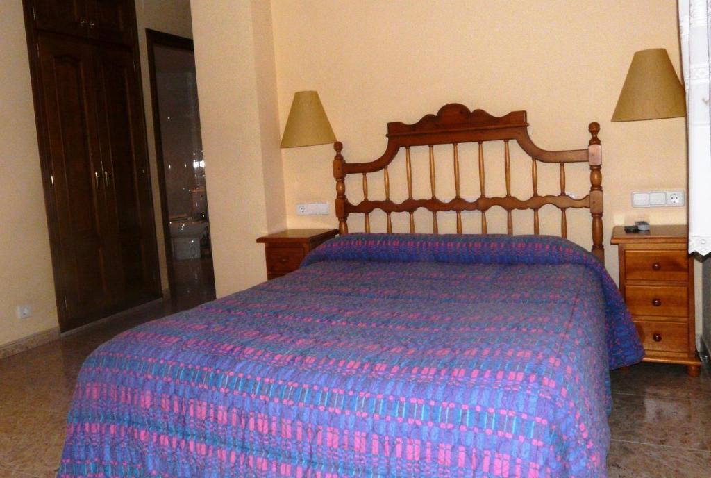 Hostal Rural Casa Castro Alberuela de la Liena Ruang foto