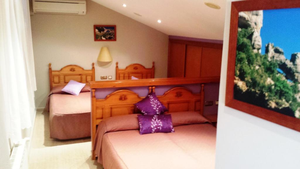 Hostal Rural Casa Castro Alberuela de la Liena Ruang foto